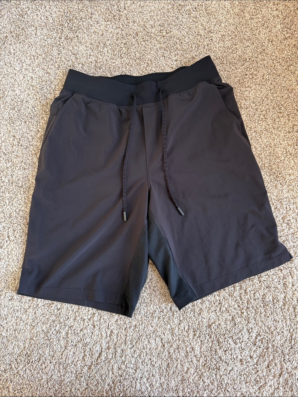 Men’s Lululemon License to Train Unlined Shorts